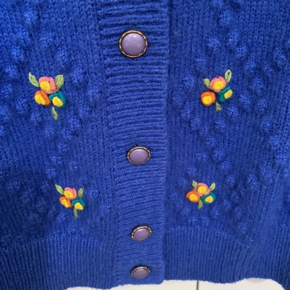 Vintage style crochet cardigan (size: S) - Picture 3 of 10